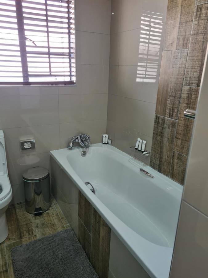 Villa Casa Lifestyle Mbombela Bagian luar foto