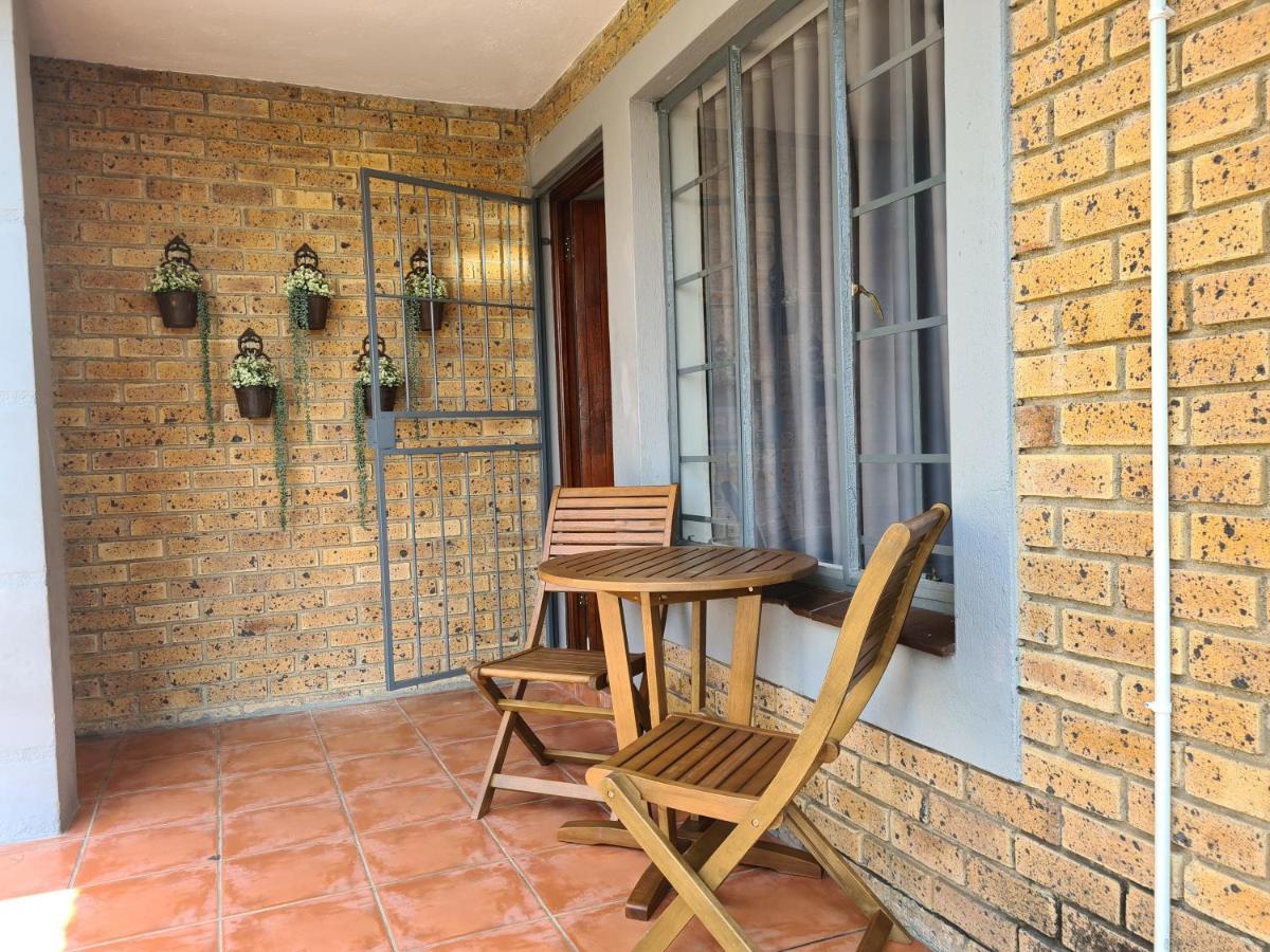 Villa Casa Lifestyle Mbombela Bagian luar foto